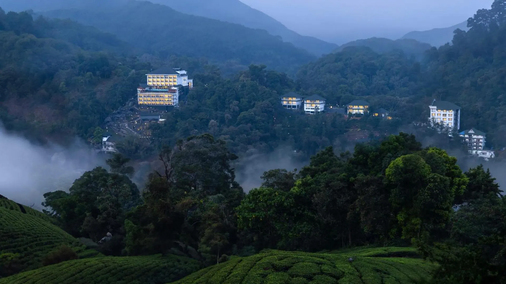 The Grand Cliff Resort Munnar Viripara 5*,